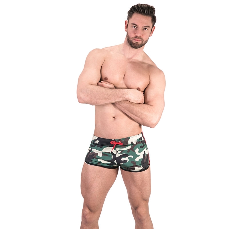BARCODE Berlin SHORTS athletics 91485 training in camouflage with rally stripes