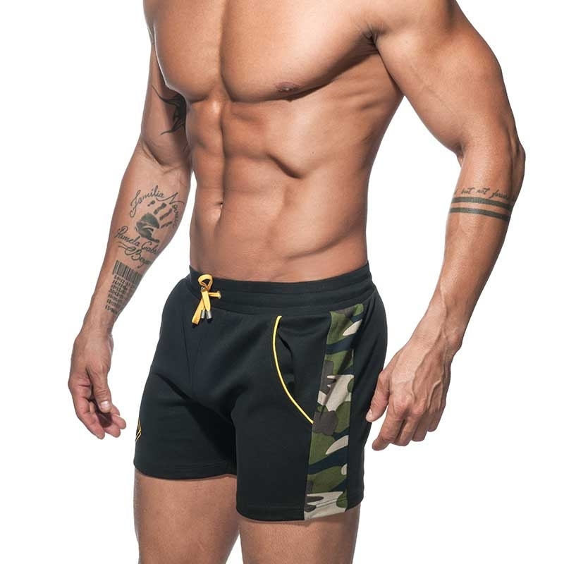 ADDICTED SHORTS Sport AD662 camouflage in black